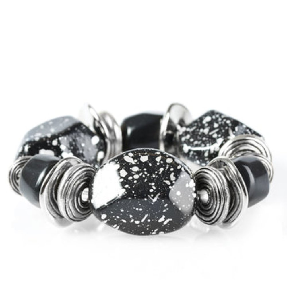 Paparazzi Glaze of Glory - Black